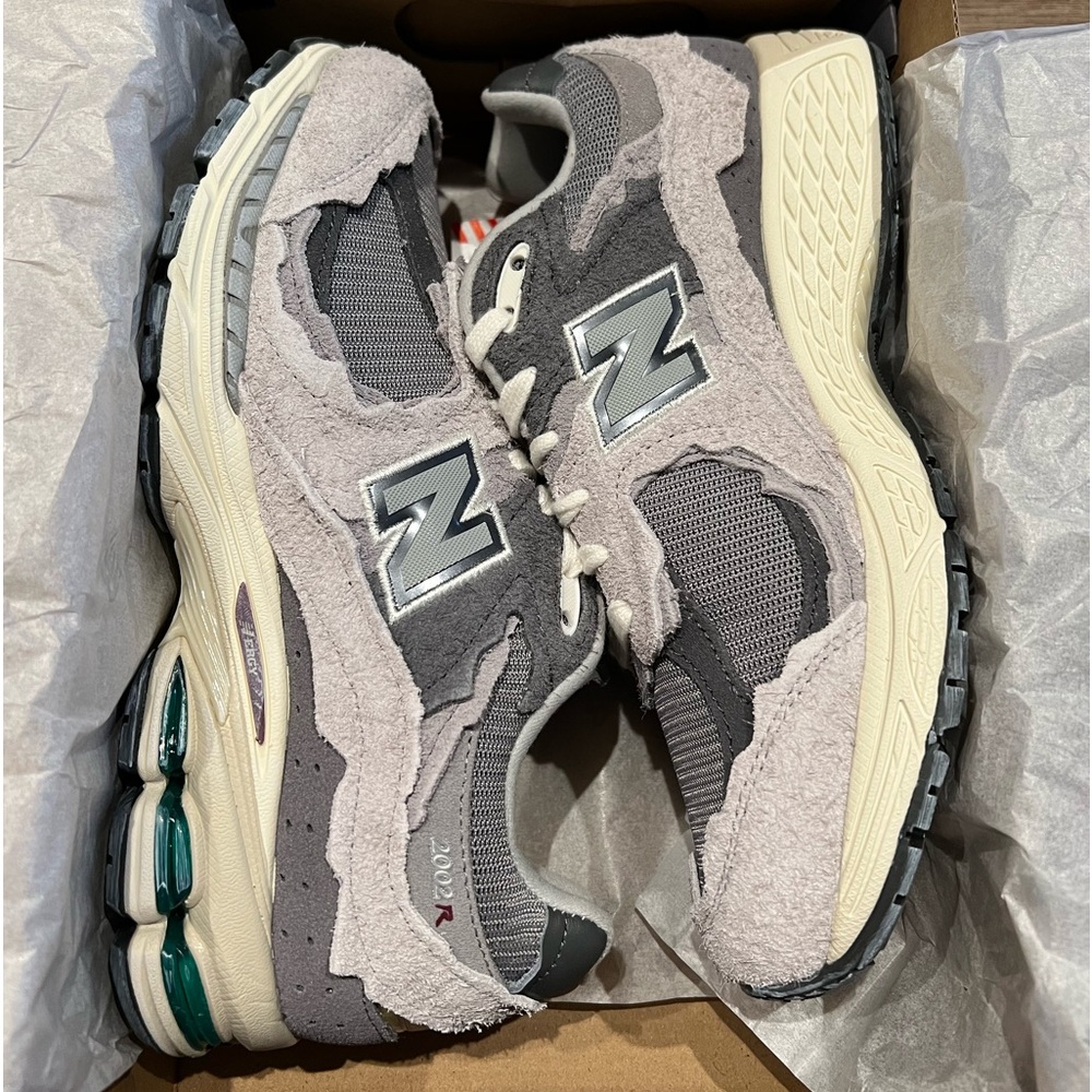 New Balance 2002R Protection Pack